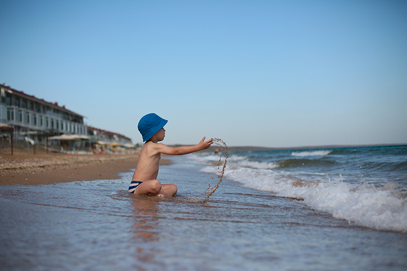 Лучший отдых в Крыму на пляже для детей - Эллинг.Ру